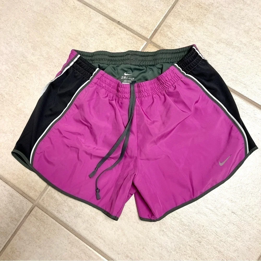 NIKE Pink Running Shorts Womens Small Dri-Fit Lined Elastic Waist Stretchy women